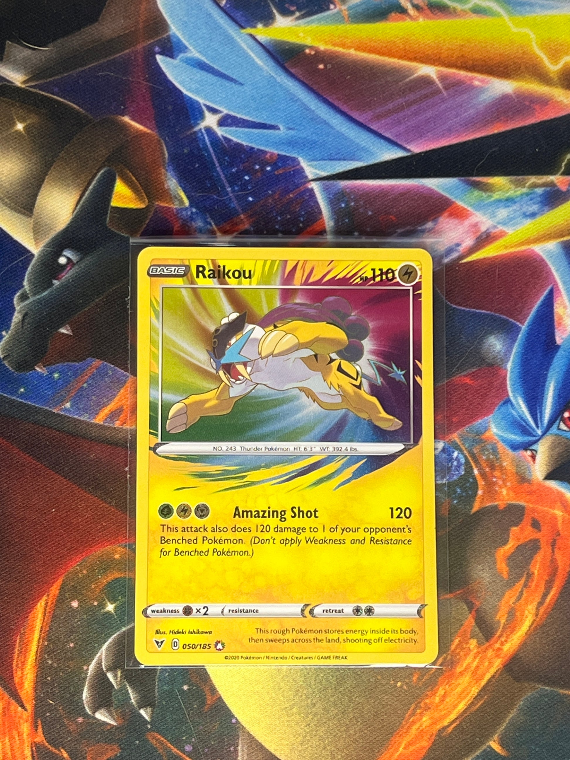 Raikou #50 Pokemon Vivid Voltage